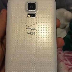 Galaxy S5 or Trade Lookin For iphone 5c, 5,5s ,6's