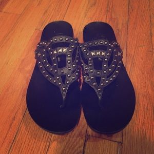 B Makowsky Sandals