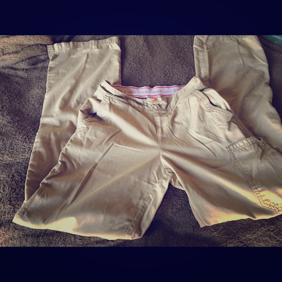 Khaki koi scrubs rarely worn