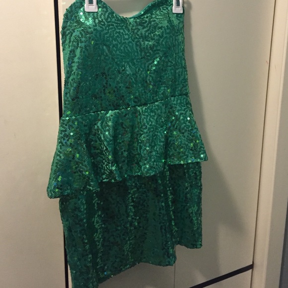 Mermaid emerald dress - Picture 3 of 3