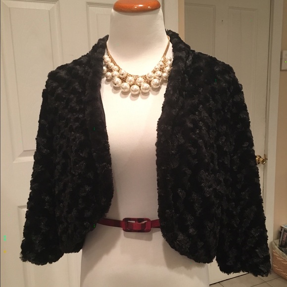 Black Shrug 🎀
