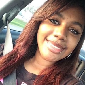 Meet your Posher, Carla