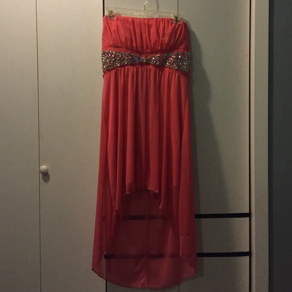 Coral high low dress - Picture 1 of 3