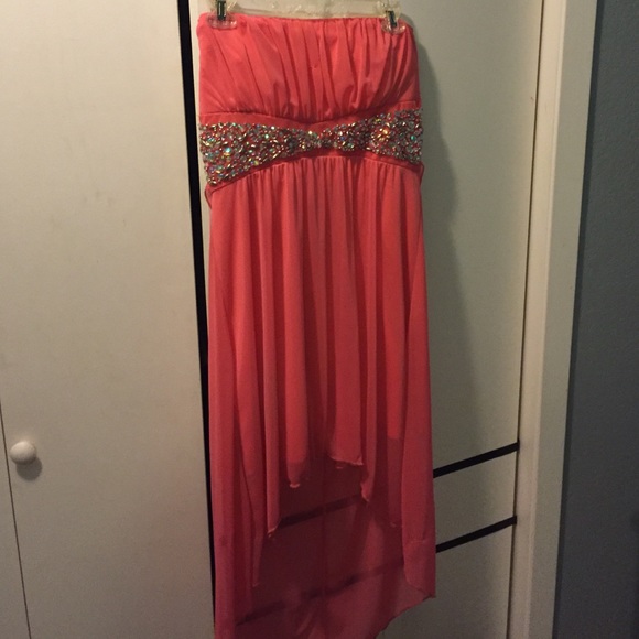 Coral high low dress - Picture 3 of 3