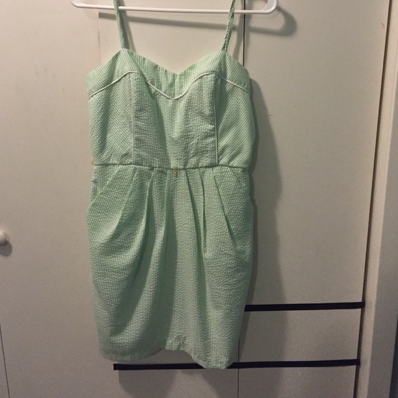 Mint and white dress - Picture 3 of 3