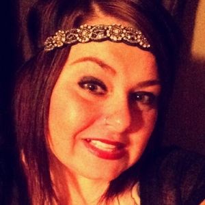 Meet your Posher, Danielle broyles