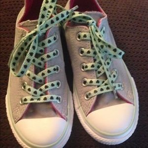 Girls gray converse all star size 12