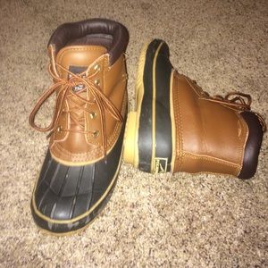 Duck Boots!! ADORABLE!