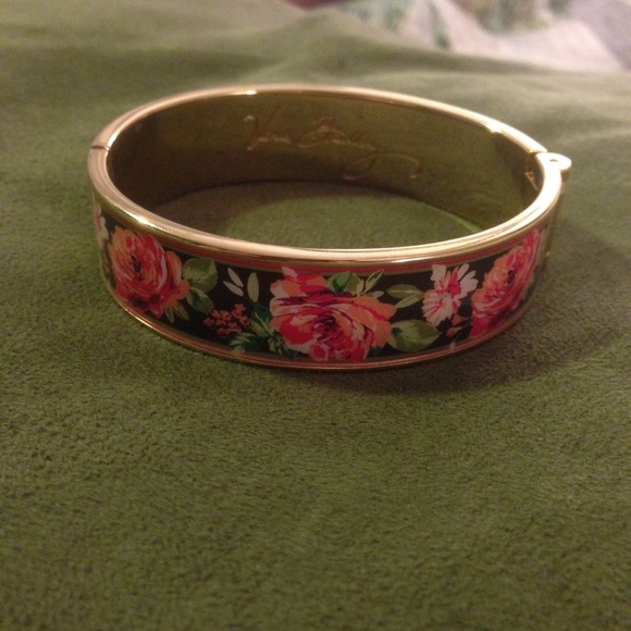 Vera Bradley Bangle