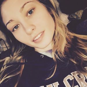 Meet your Posher, Mallory