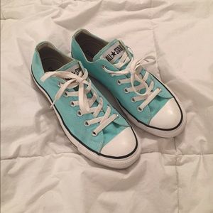 Tiffany blue converse