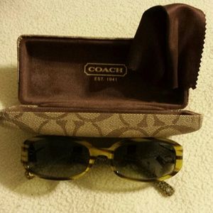 COACH SUNGLASSES WITH CASE&CLOTH