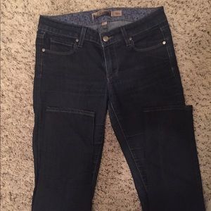 27 W Paige jeans