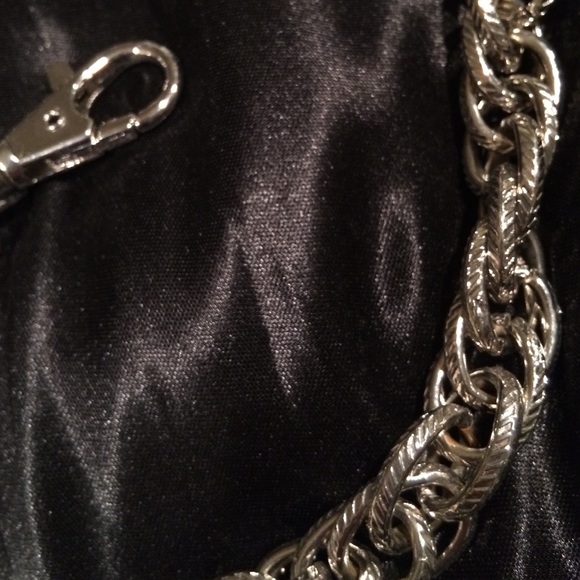 Silver chain belt - Picture 2 of 3