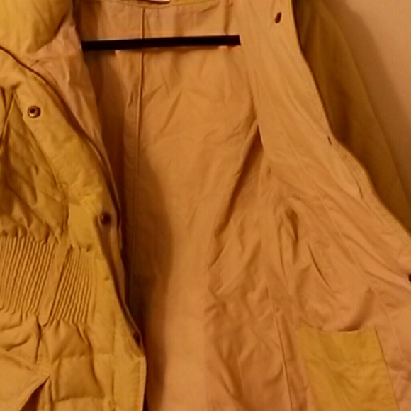Coat - Picture 4 of 4