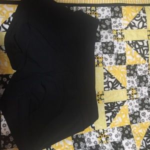 Run Times Short 4-way stretch