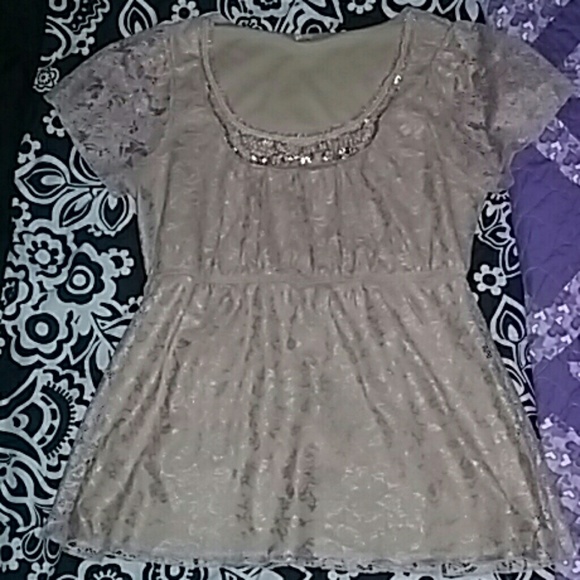 Shiny tan lace brouse with beaded collar