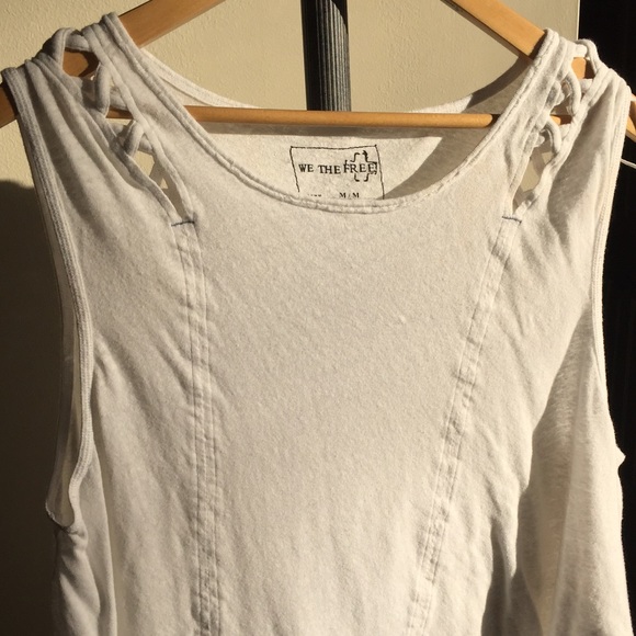 Short sleeve top