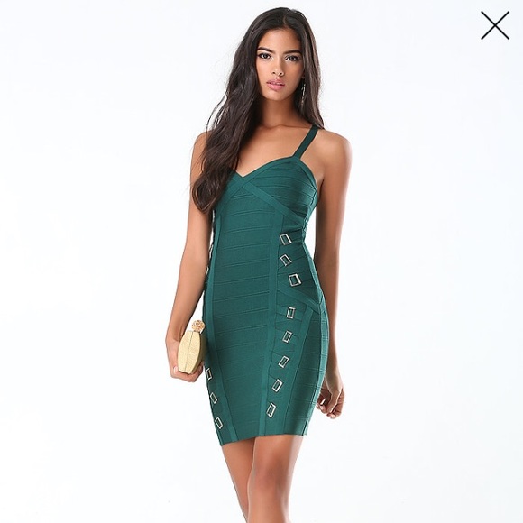 Bebe bodycon buckle dress