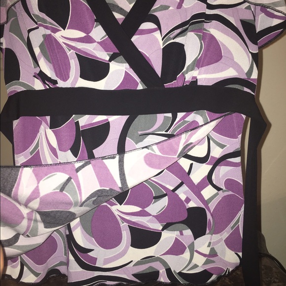 Cute blouse - Picture 3 of 4