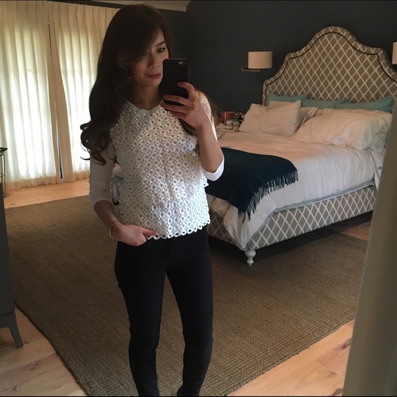 {SOLD} JCrew White Top - Picture 2 of 4