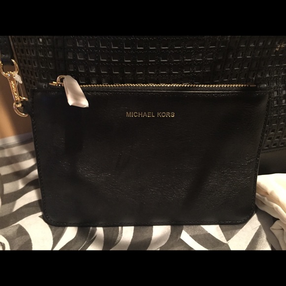 Michael Kors Bridget Large Leather Top-Handle Tote - Picture 2 of 3
