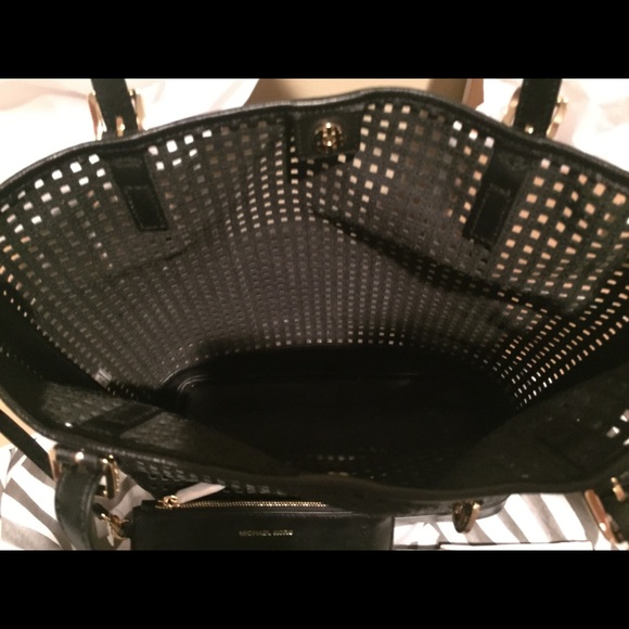 Michael Kors Bridget Large Leather Top-Handle Tote - Picture 3 of 3