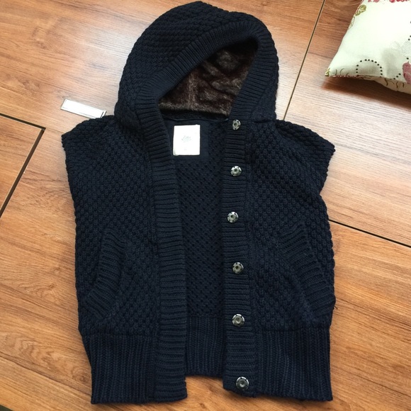 zara sweater vest
