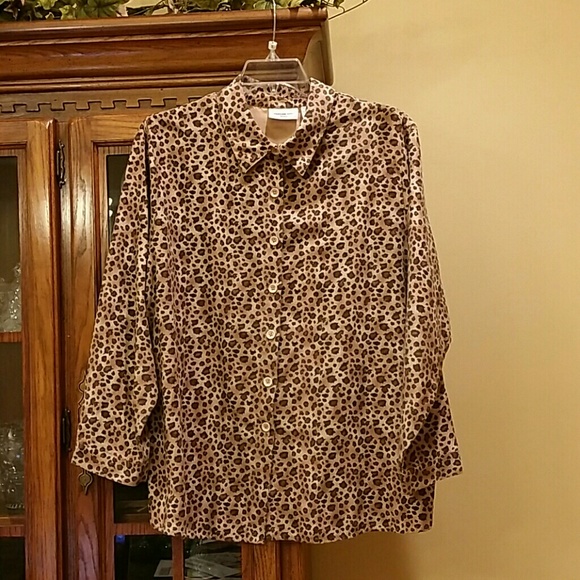 Soft,  animal print button up size 2X