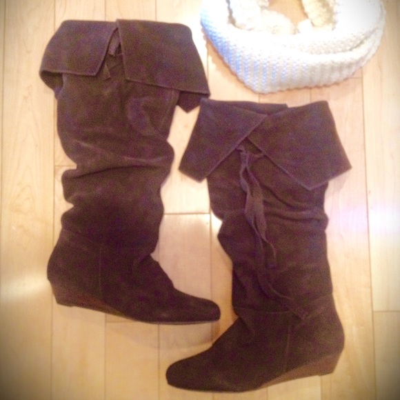 Nine West Brown Suede Boots