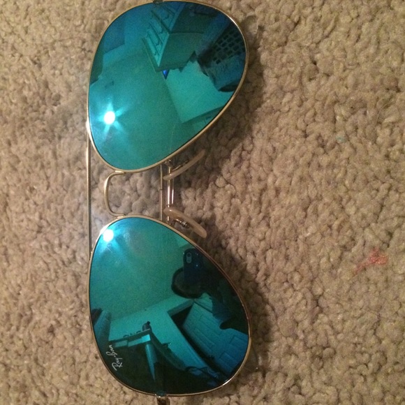 Ray ban, blue sunglasses
