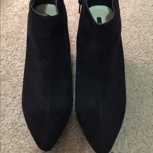 FOREVER21 black ankle boots
