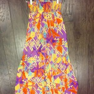 Show me your mumu Roberts party pants.