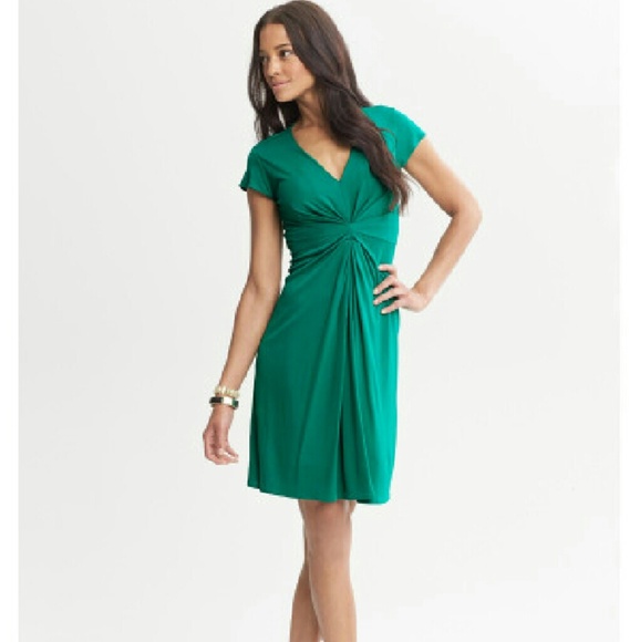 ✨Banana Republic✨ Black 100% Silk Dress