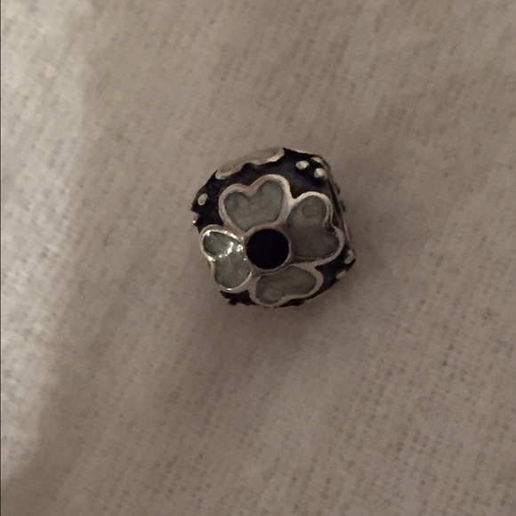 Authentic Pandora Flower Charm
