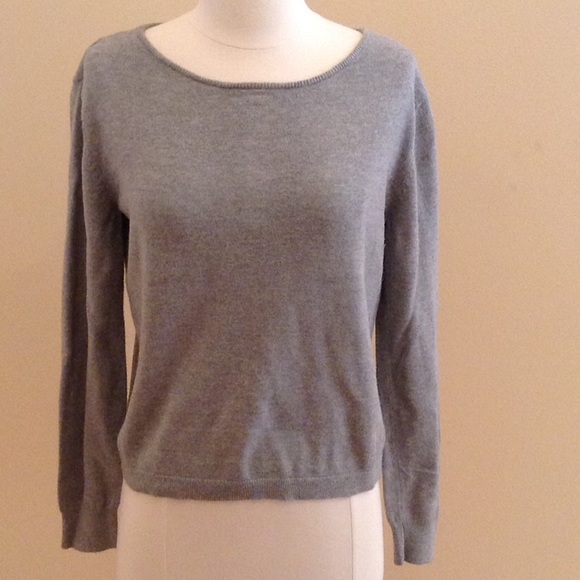 SOLD IN BUNDLE Grey Knit Sweater with Back Buttons