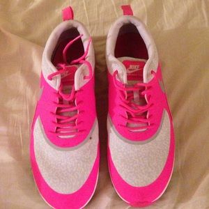 2014 Nike Air Max Thea