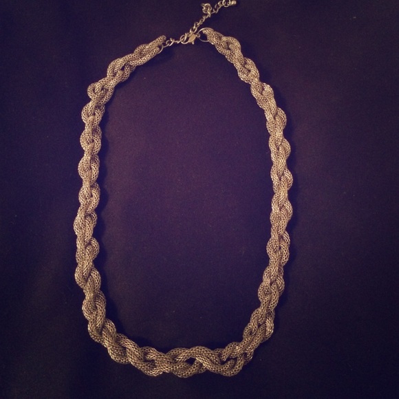 Silver braided chain necklace