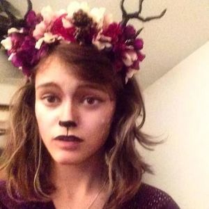 Meet your Posher, Estelle