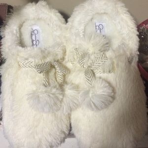 Bedroom slippers never worn