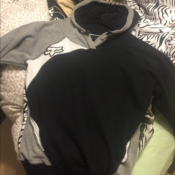 Fox brand sweatshirt