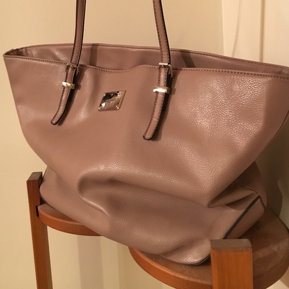 Nine West Handbags - Nine West Handbag