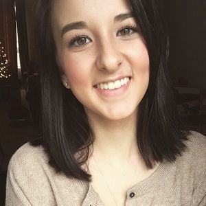 Meet your Posher, Erin