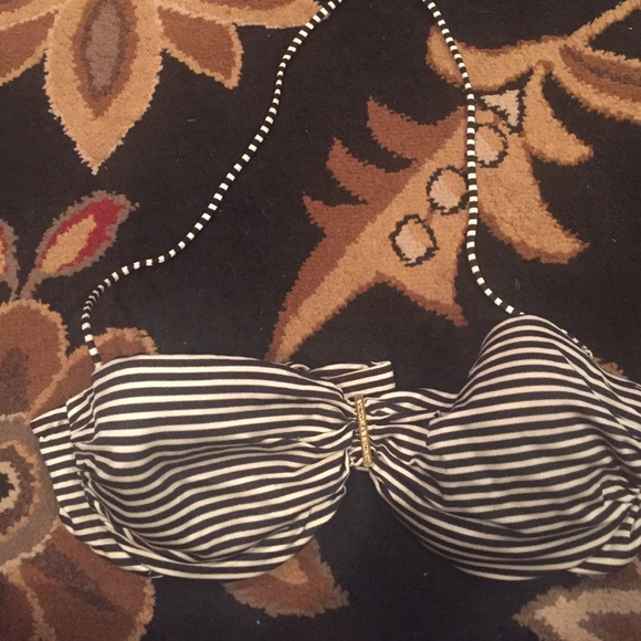 34DD Victoria secret swimsuit top