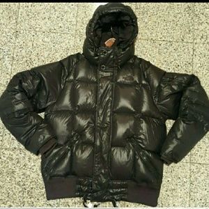 (Like new) North Face coat