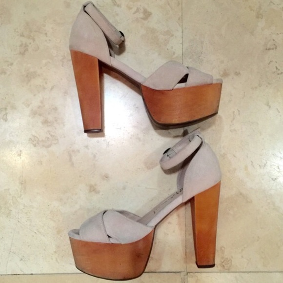 Jeffrey Campbell Beige suede platforms