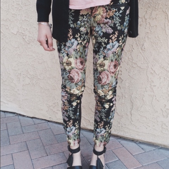 Trendy floral/leather pants
