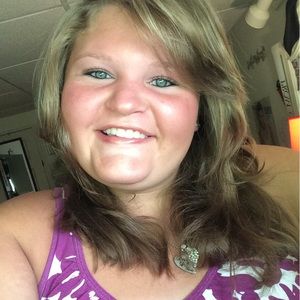 Meet your Posher, Emmalee