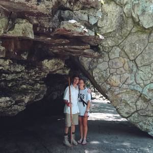 Meet your Posher, Elizabeth