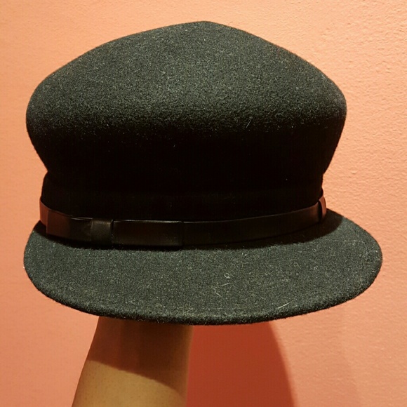 BCBG Accessories - BCBG Hat BCBG Accessories - BCBG Hat